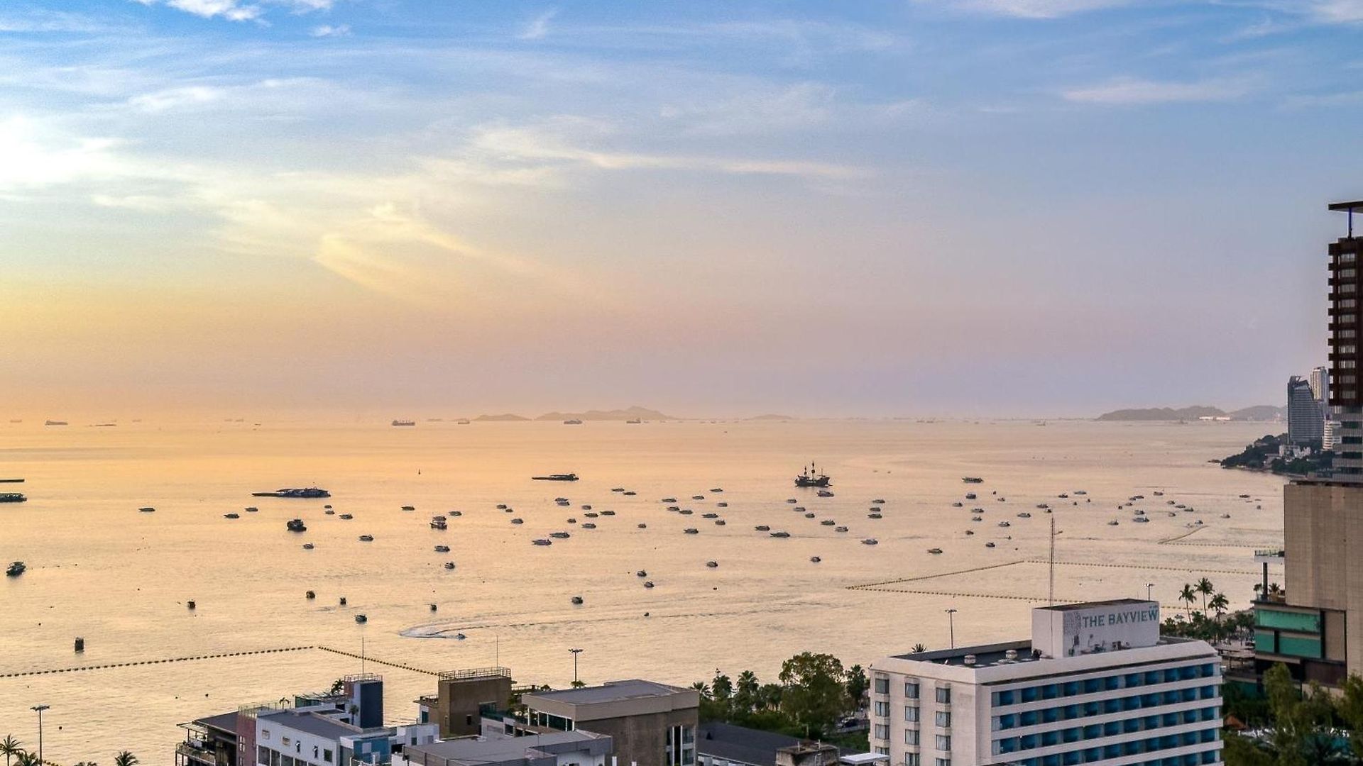 Luxury 2 Bed Sea View Bath Tub In Balcony * Pattaya