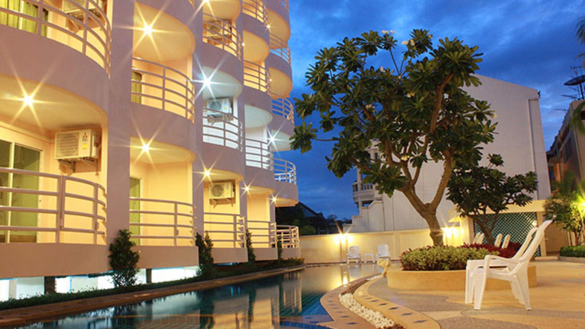 รีสอร์ท Phu View Talay Pattaya