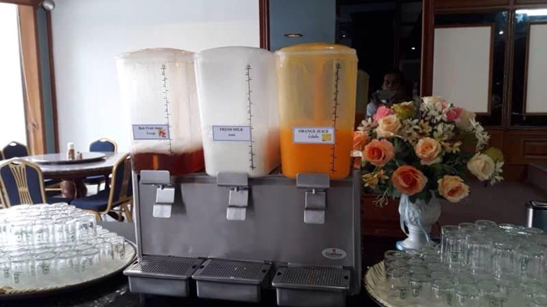 โรงแรมรอยัลพาเลซ