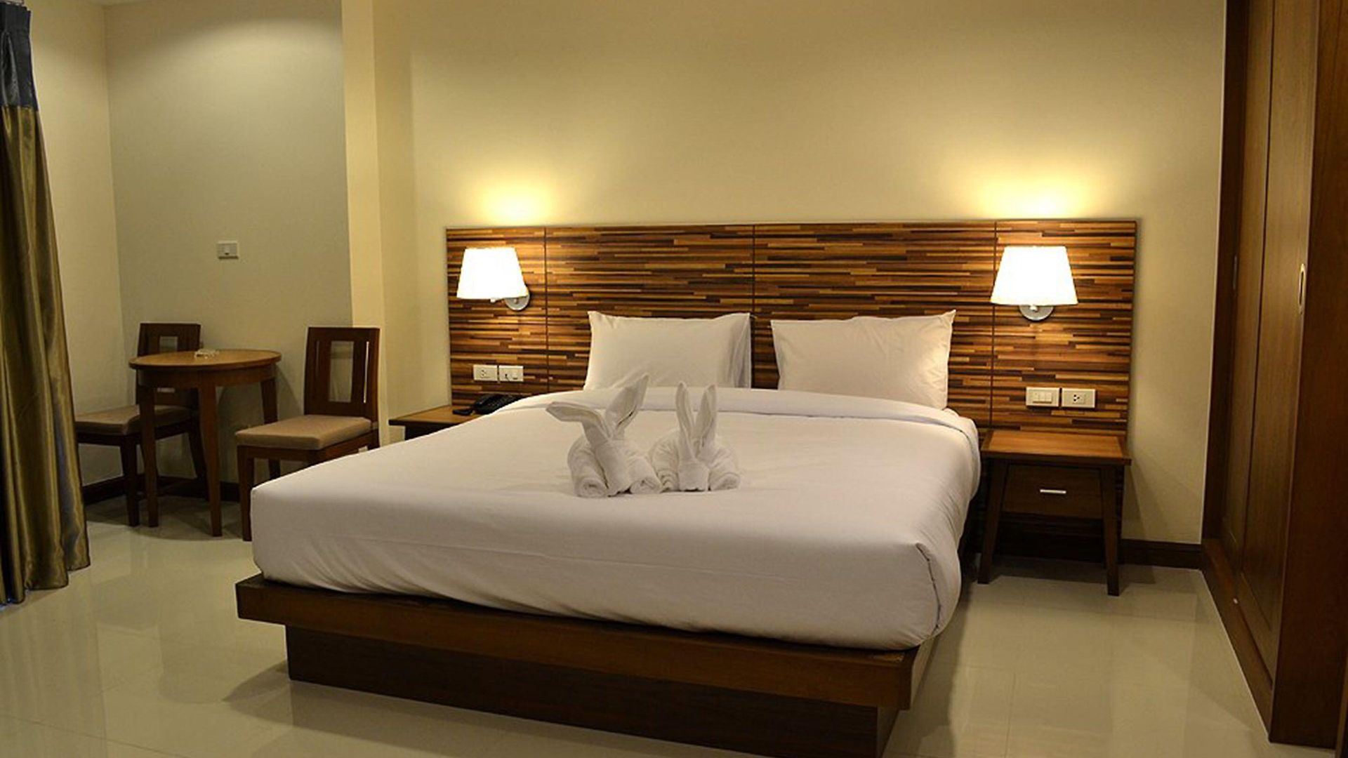 โรงแรม D Xpress 3*