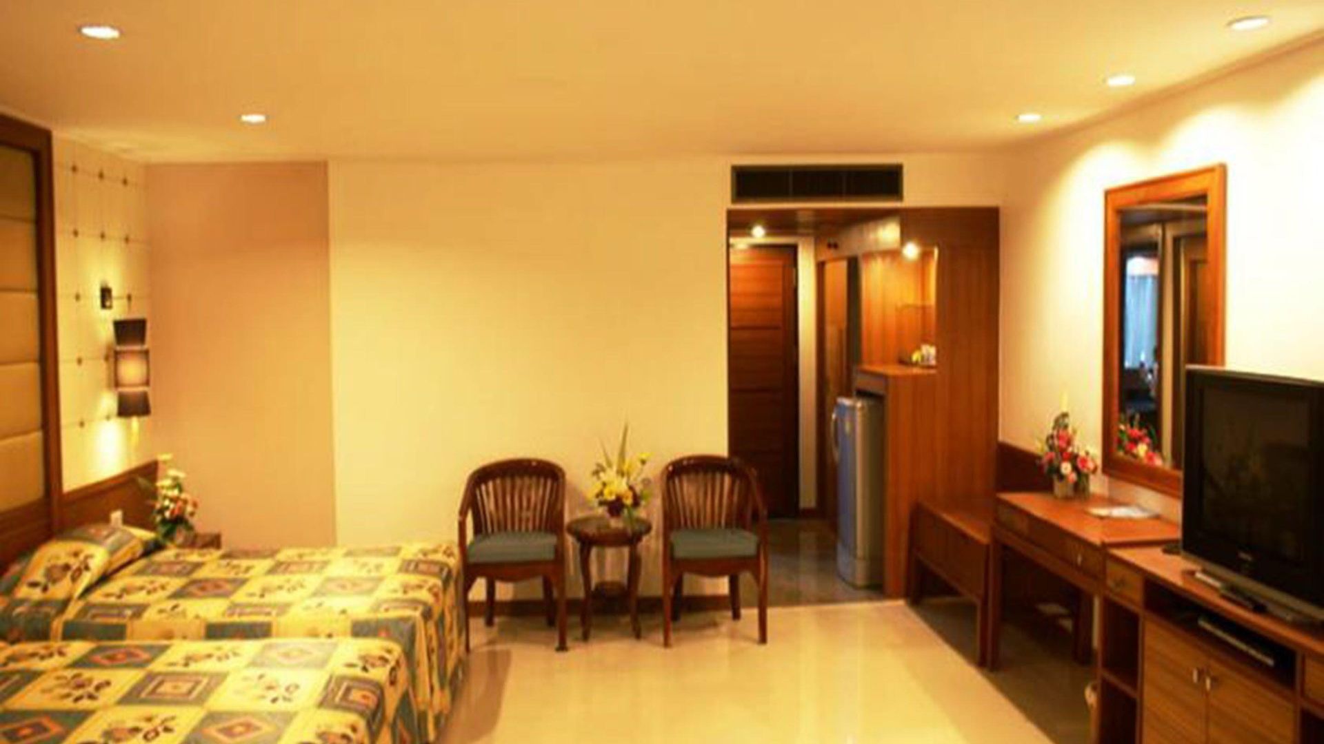 โรงแรม รายัล ทวินส์ พาเลซ Pattaya