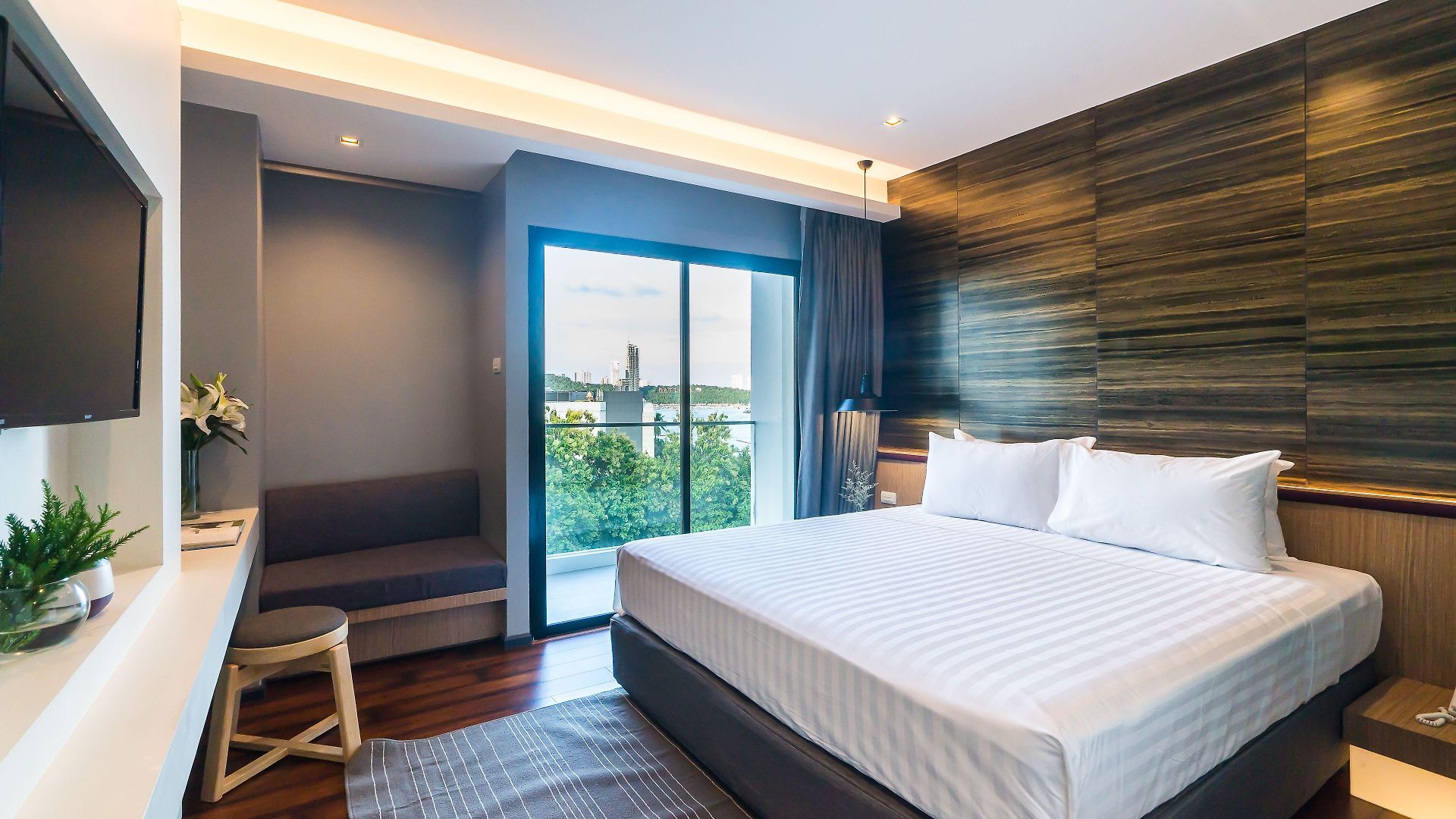 โรงแรม Sea Me Spring Tree (adults Only)