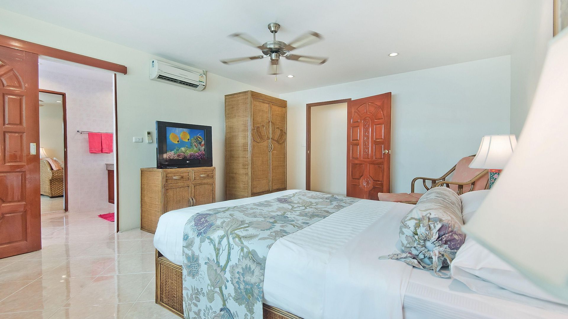 Butterfly Garden Boutique Residences Apts And Villas, A Lifestyle Destination Ex Lg 1-3 Bedroom Units , Full Kitchen, 2 Full Bathrooms, Rain Shower, Bath, Free Bbq, Free Fast Fiber Optic Wifi, Staff 24-7 อพาร์ตโฮเทล 3*
