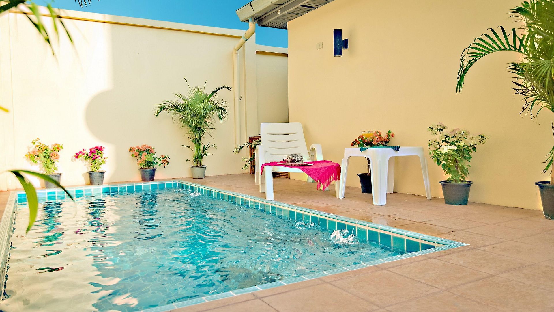 Butterfly Garden Boutique Residences Apts And Villas, A Lifestyle Destination Ex Lg 1-3 Bedroom Units , Full Kitchen, 2 Full Bathrooms, Rain Shower, Bath, Free Bbq, Free Fast Fiber Optic Wifi, Staff 24-7 อพาร์ตโฮเทล Pattaya