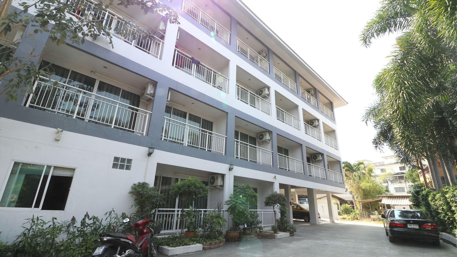 โอโย 75389 แพนโดร่า เฮาส์ โรงแรม