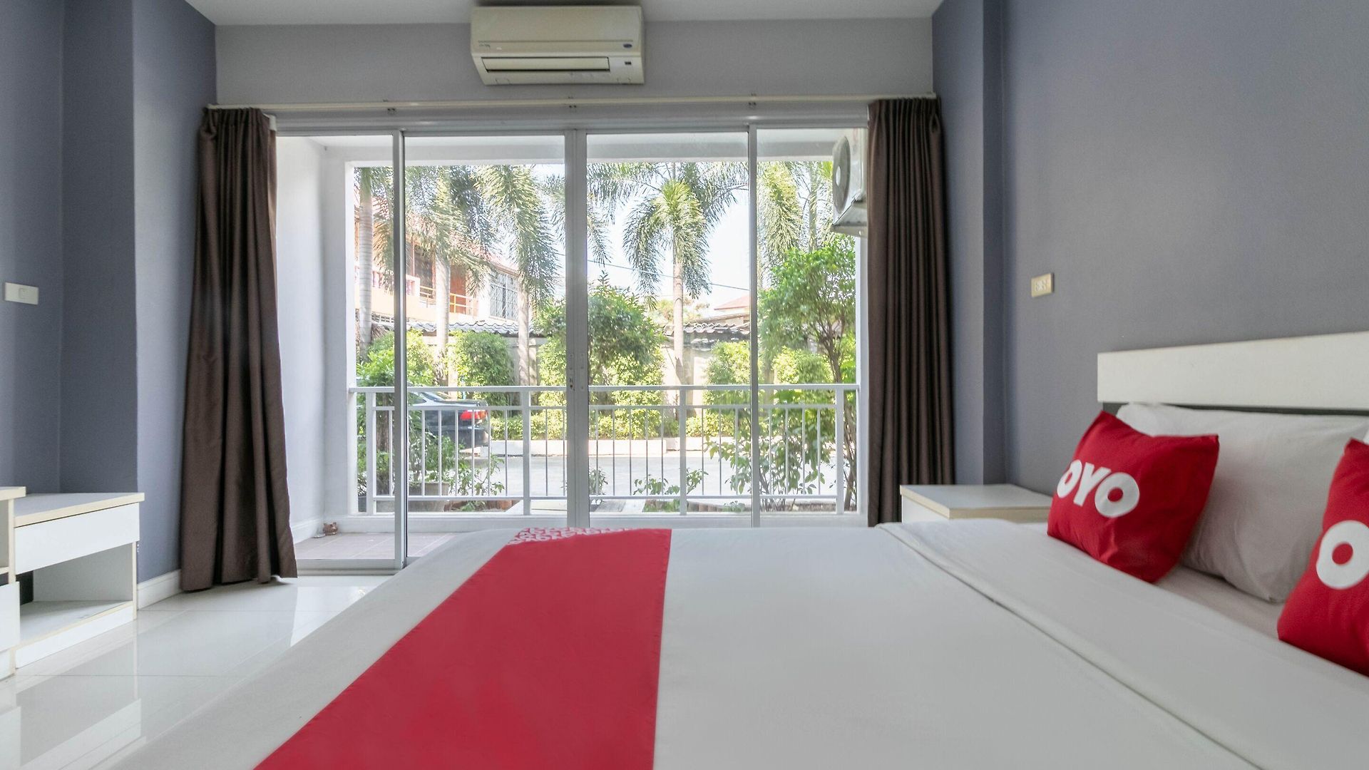 โรงแรม โอโย 75389 แพนโดร่า เฮาส์