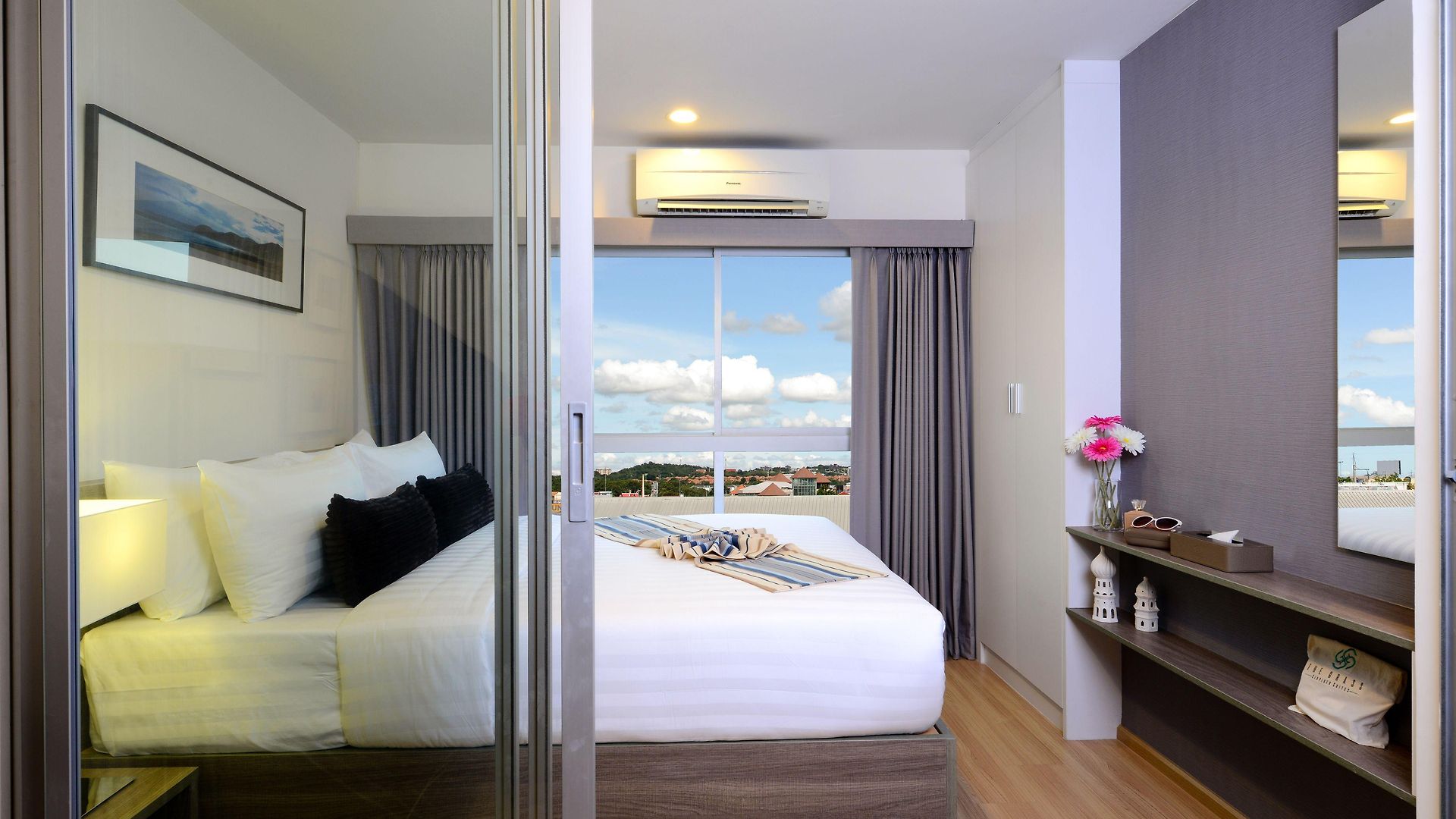 โรงแรม The Grass Serviced Pattaya