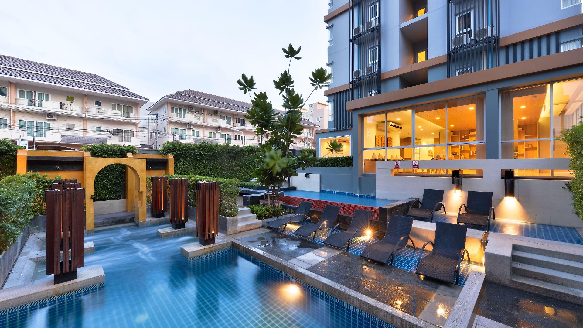โรงแรม The Grass Serviced Pattaya