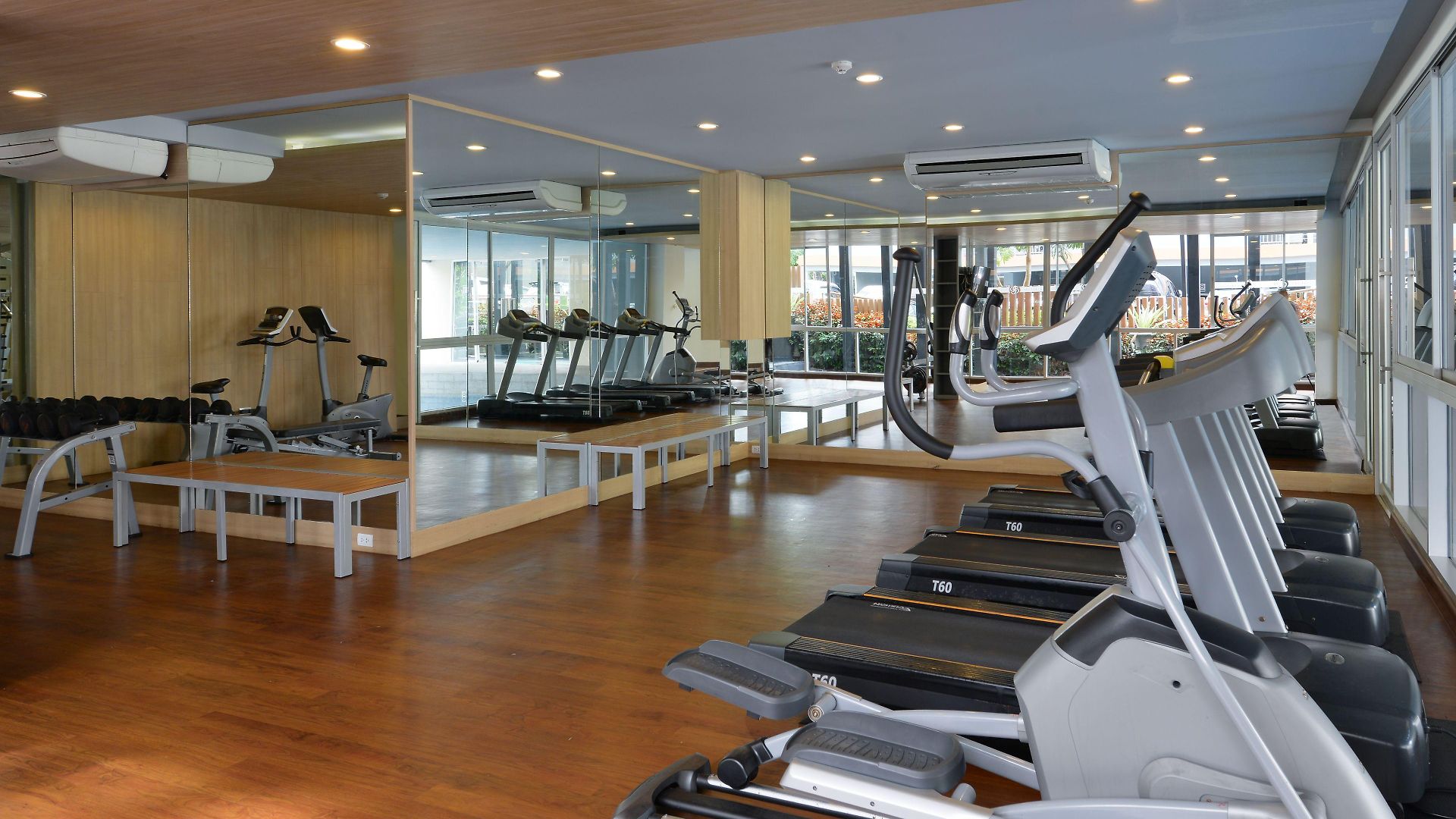 โรงแรม The Grass Serviced