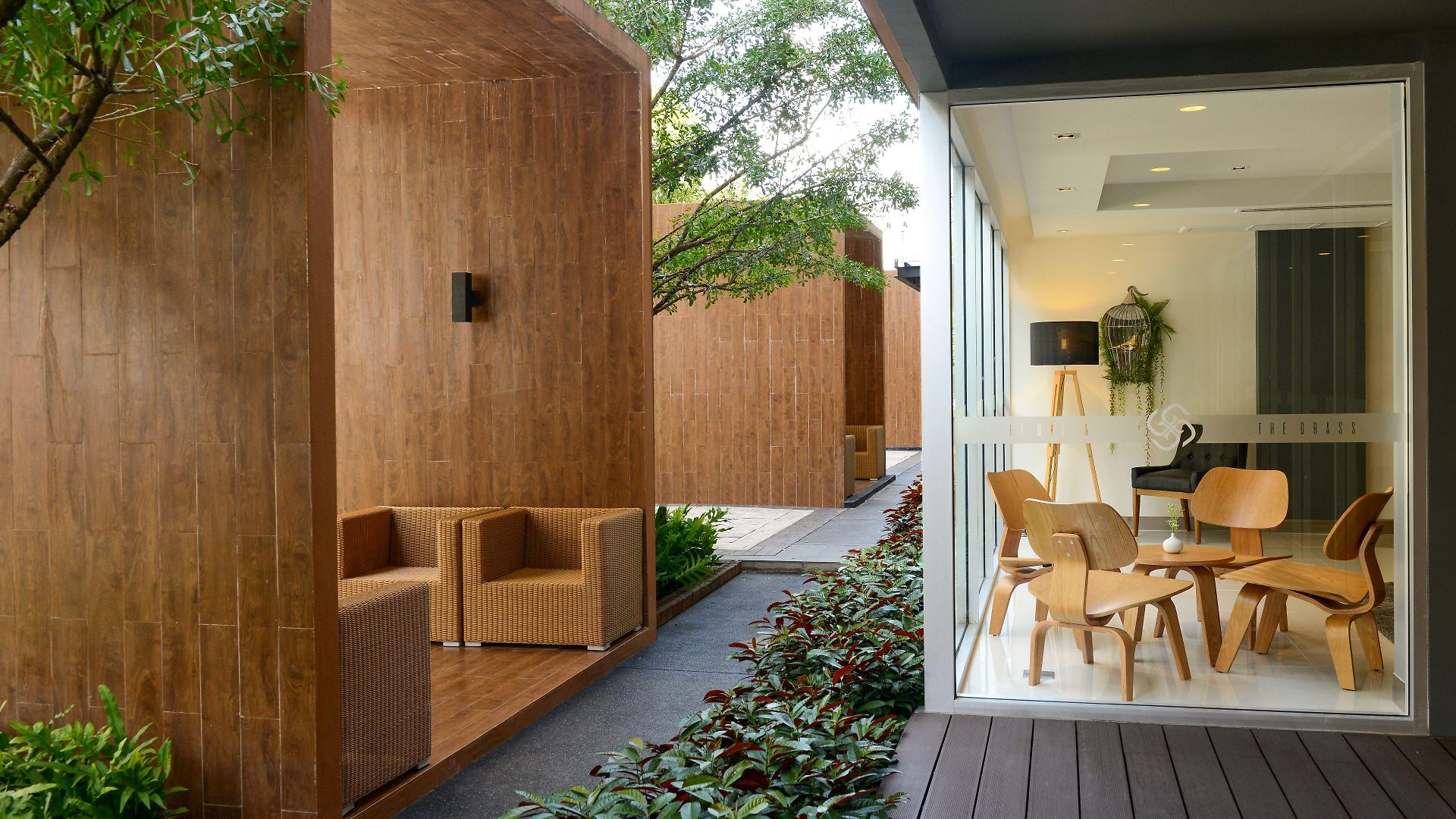 โรงแรม The Grass Serviced
