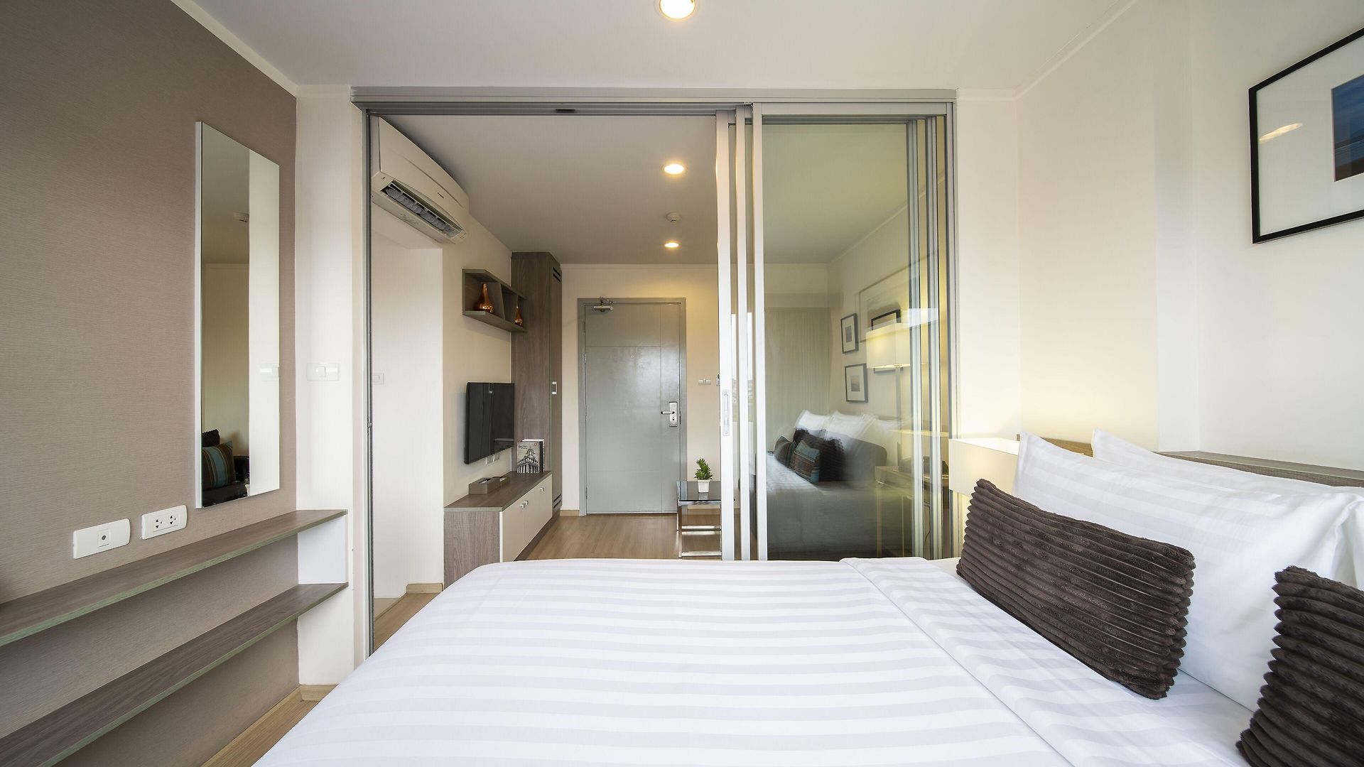 The Grass Serviced โรงแรม 4*