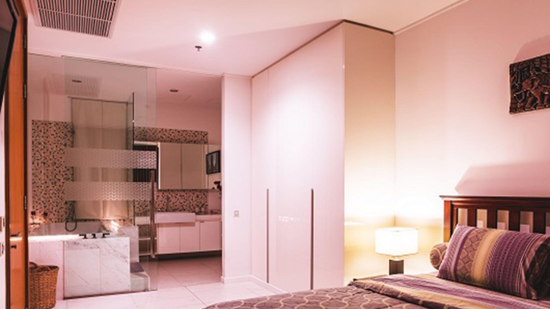 โรงแรม Northpoint Luxury Grandisvillas 2*