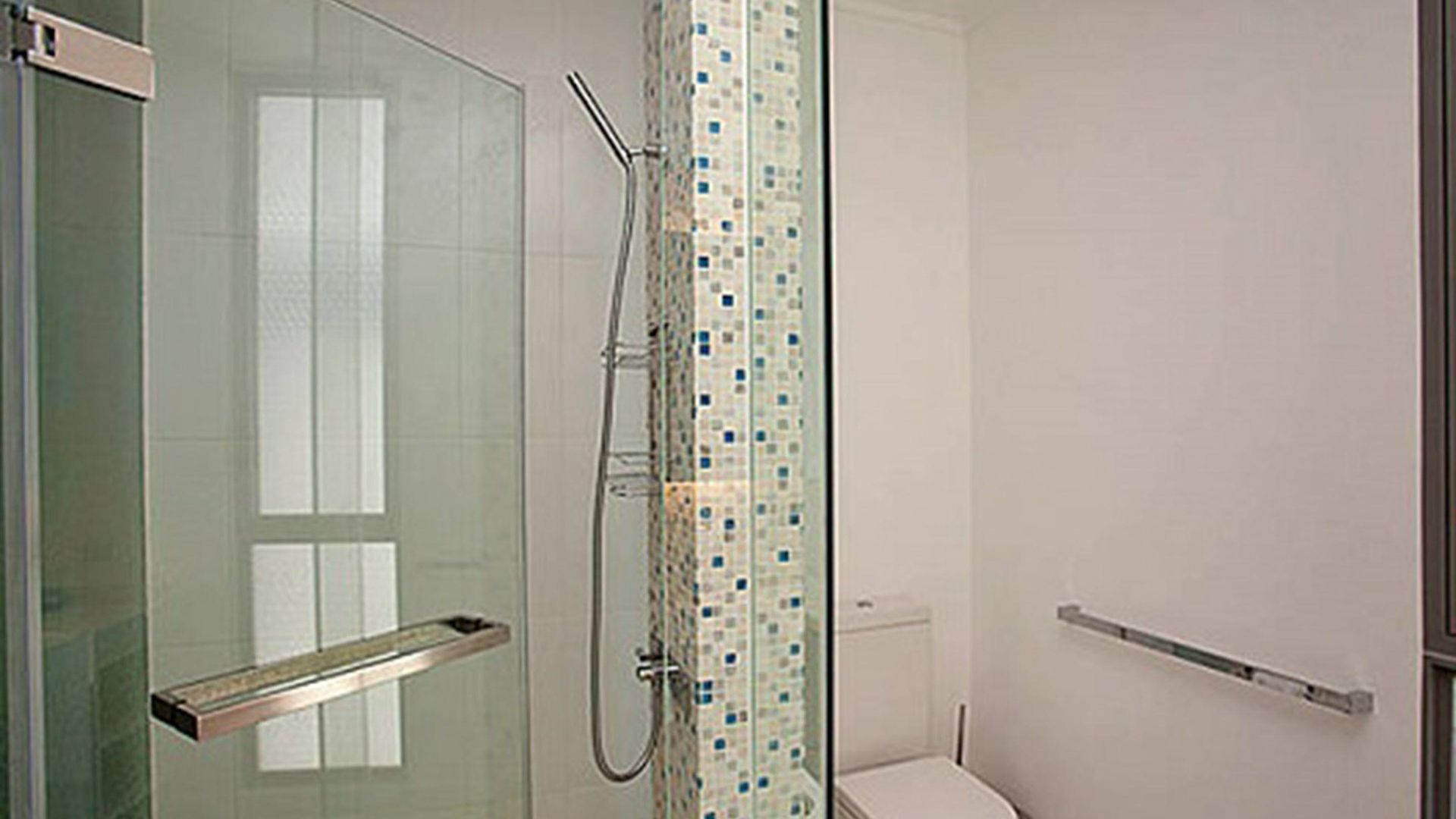 โรงแรม Northpoint Luxury Grandisvillas 2*