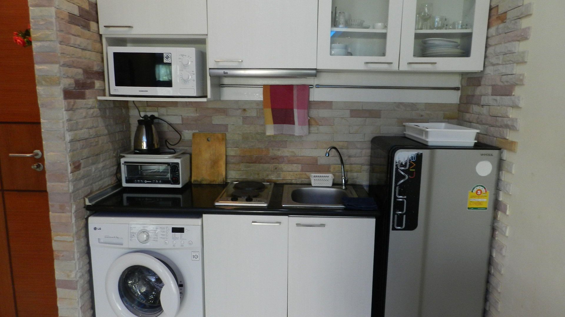 Neocondo 3*