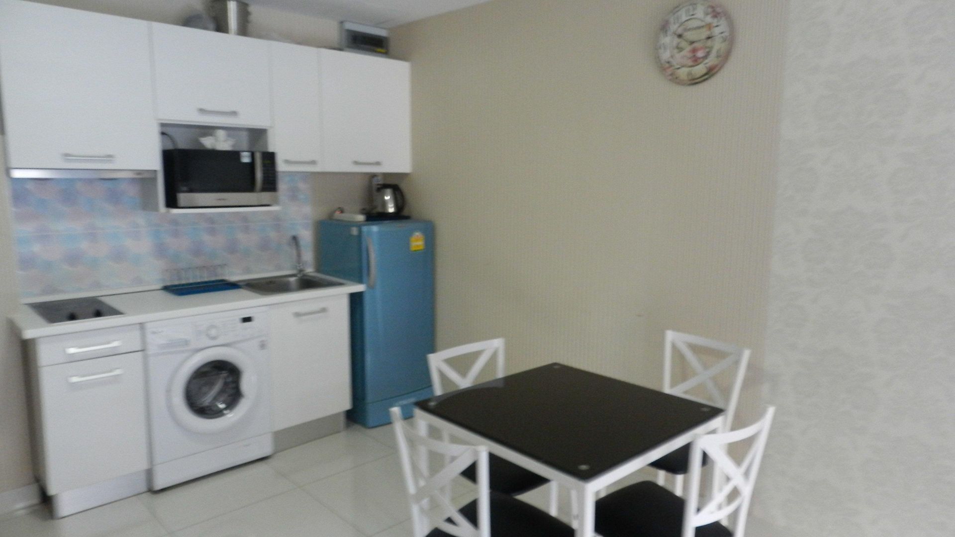 โรงแรม Neocondo
