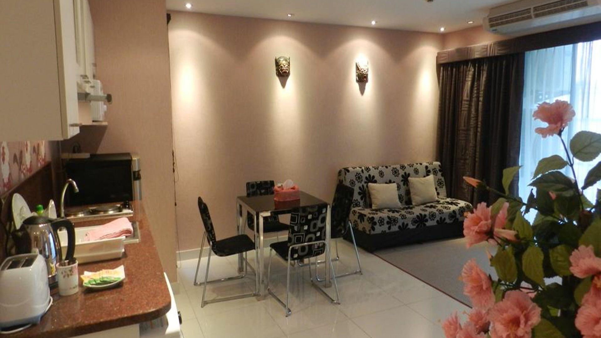 Neocondo โรงแรม Pattaya