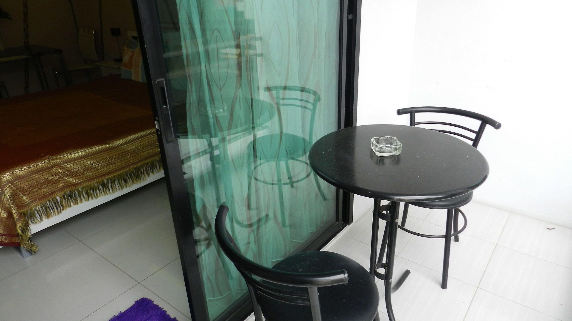 โรงแรม Neocondo
