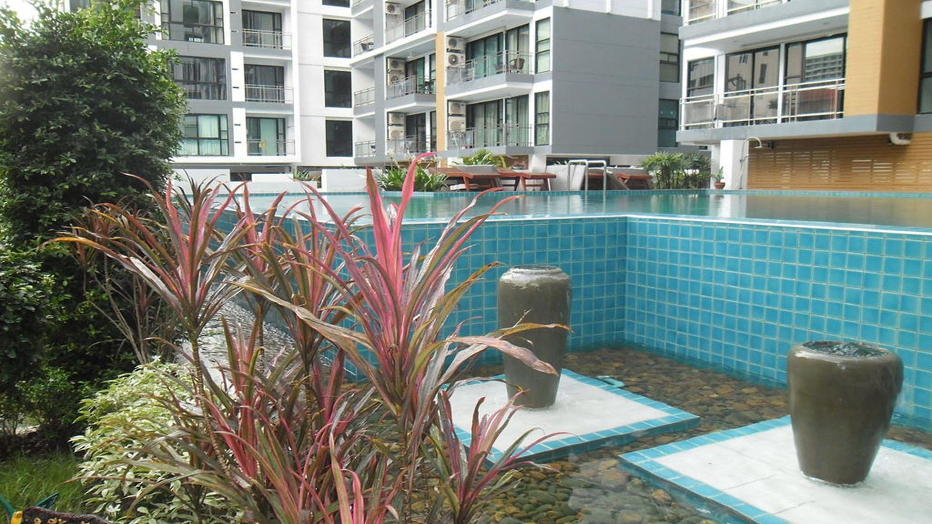 โรงแรม Neocondo