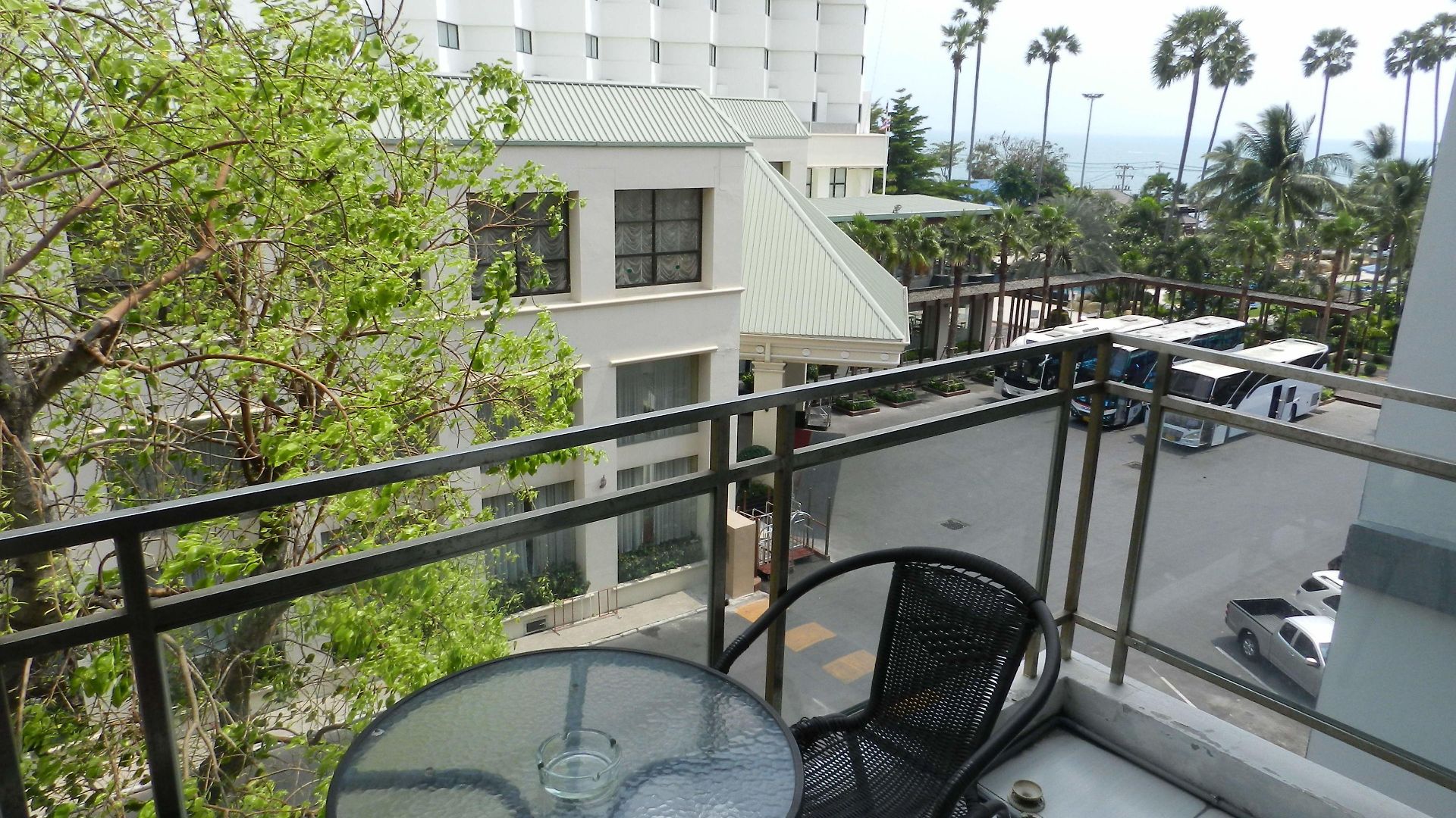 Neocondo 3*