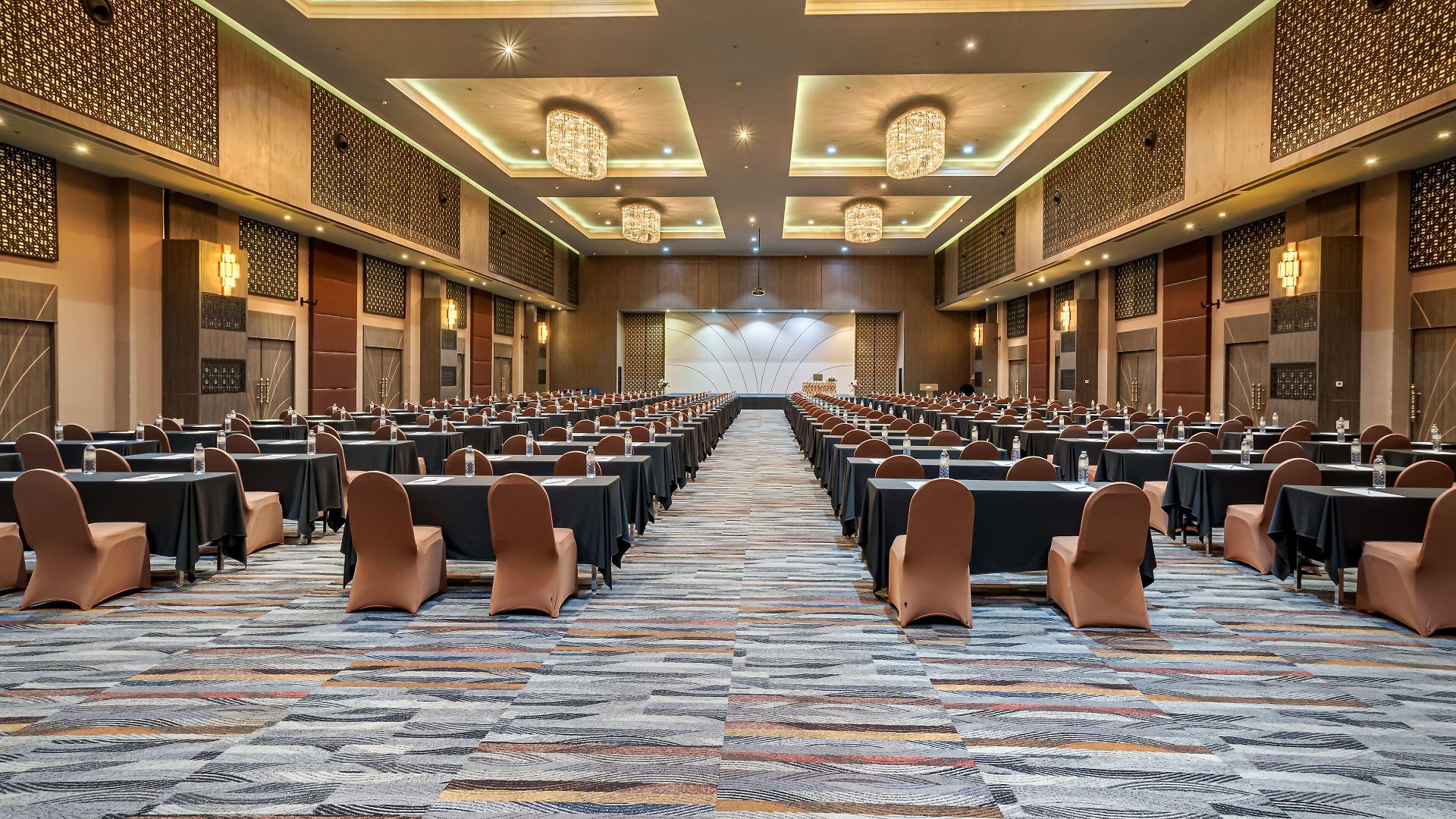 โรงแรม Grand Palazzo - Sha Extra