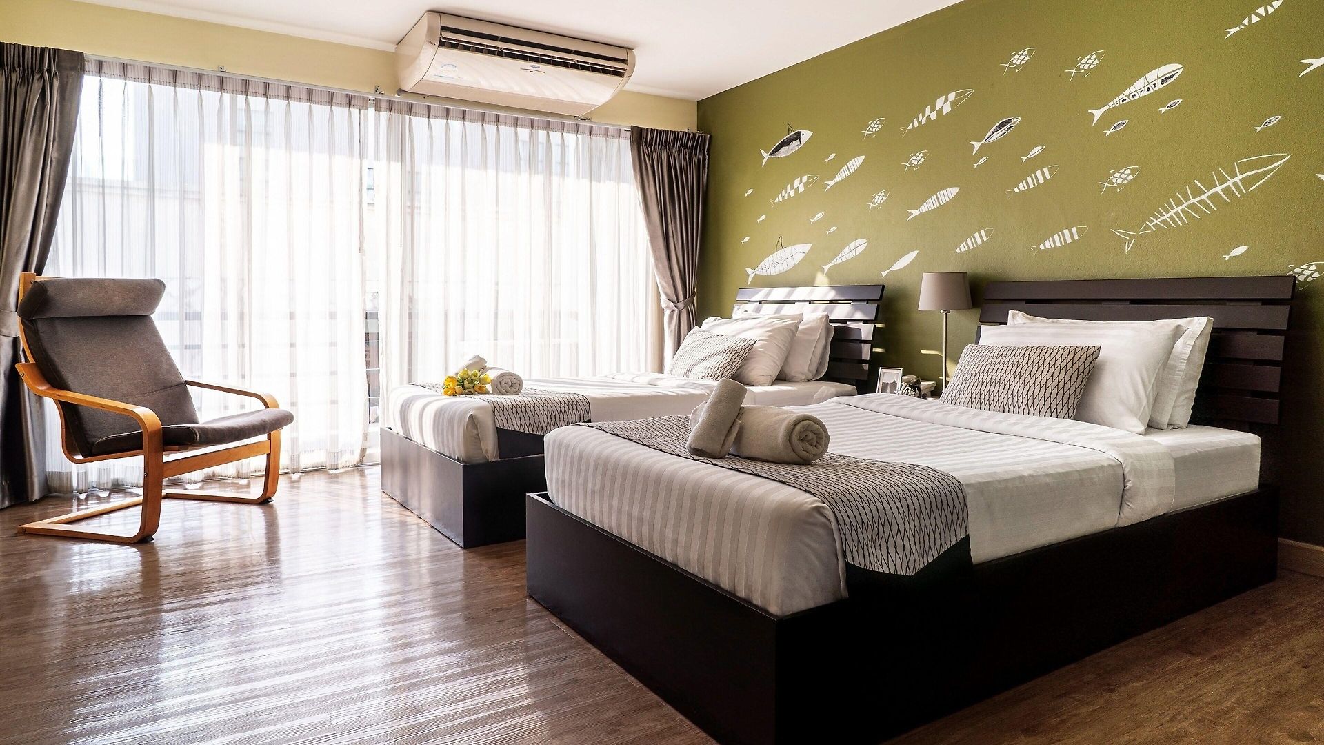 โรงแรม เพลิน เพลซ เรสซิเดนซ์