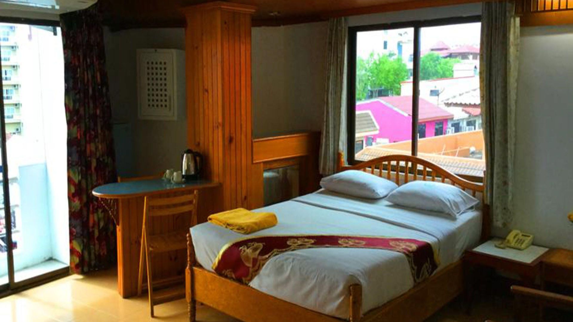 Bliss Mansion โรงแรม 3*