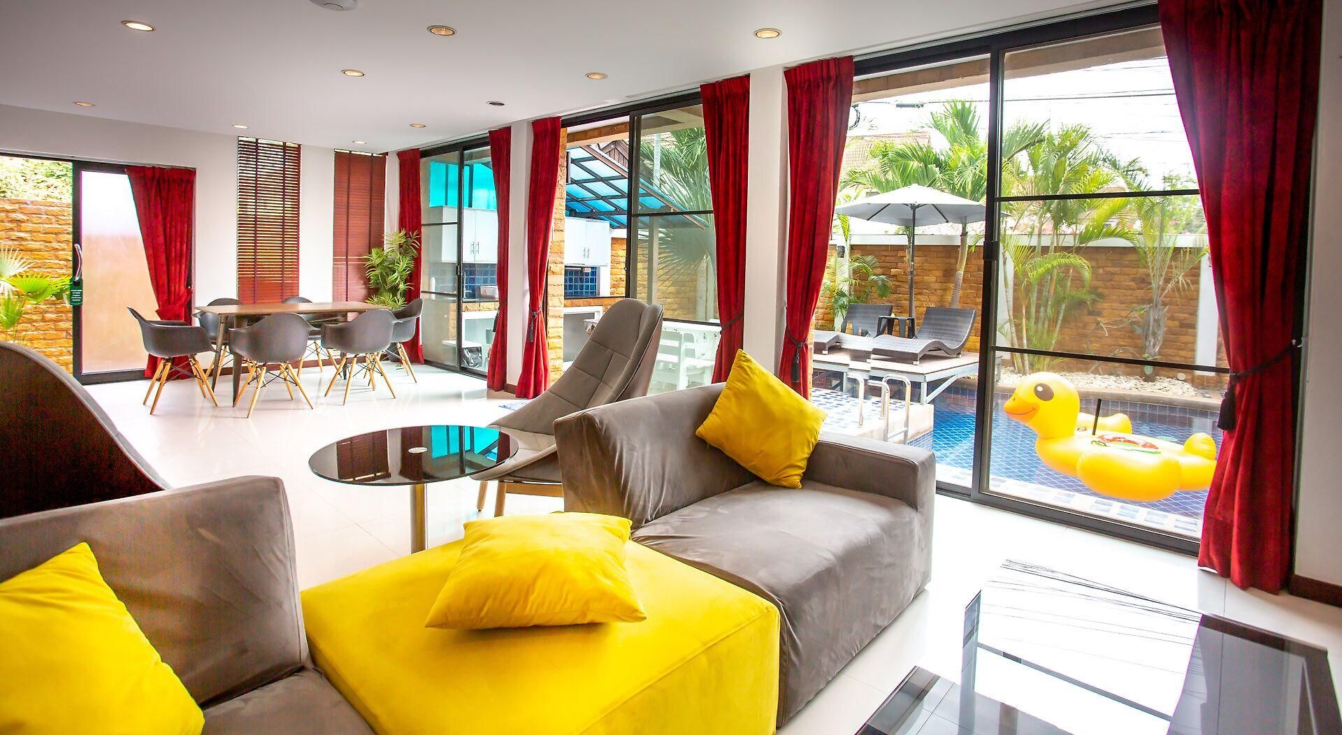 4poolvillas