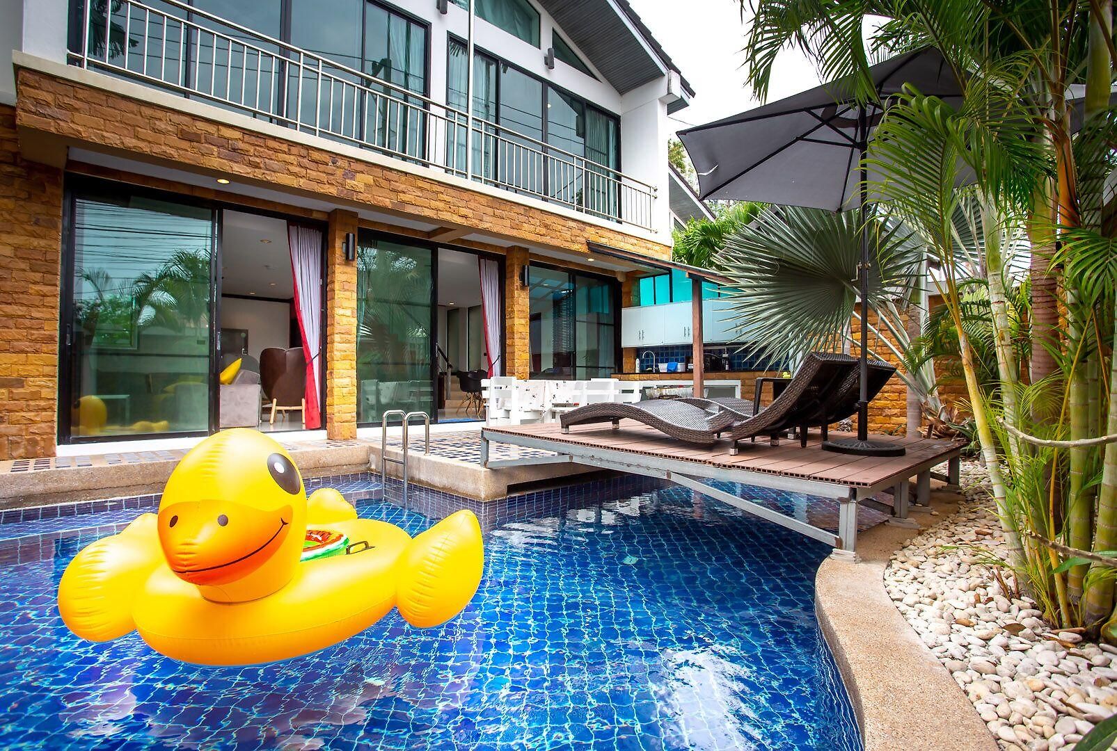 วิลล่า 4poolvillas *