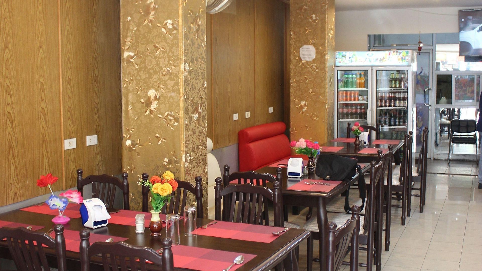 New Pind Balluchi Hotel
