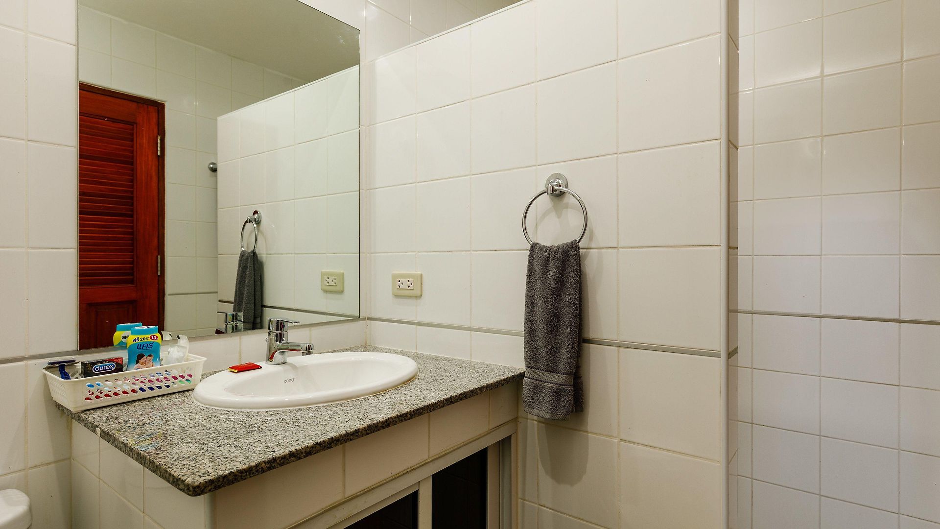 The Classroom Hotel 3*