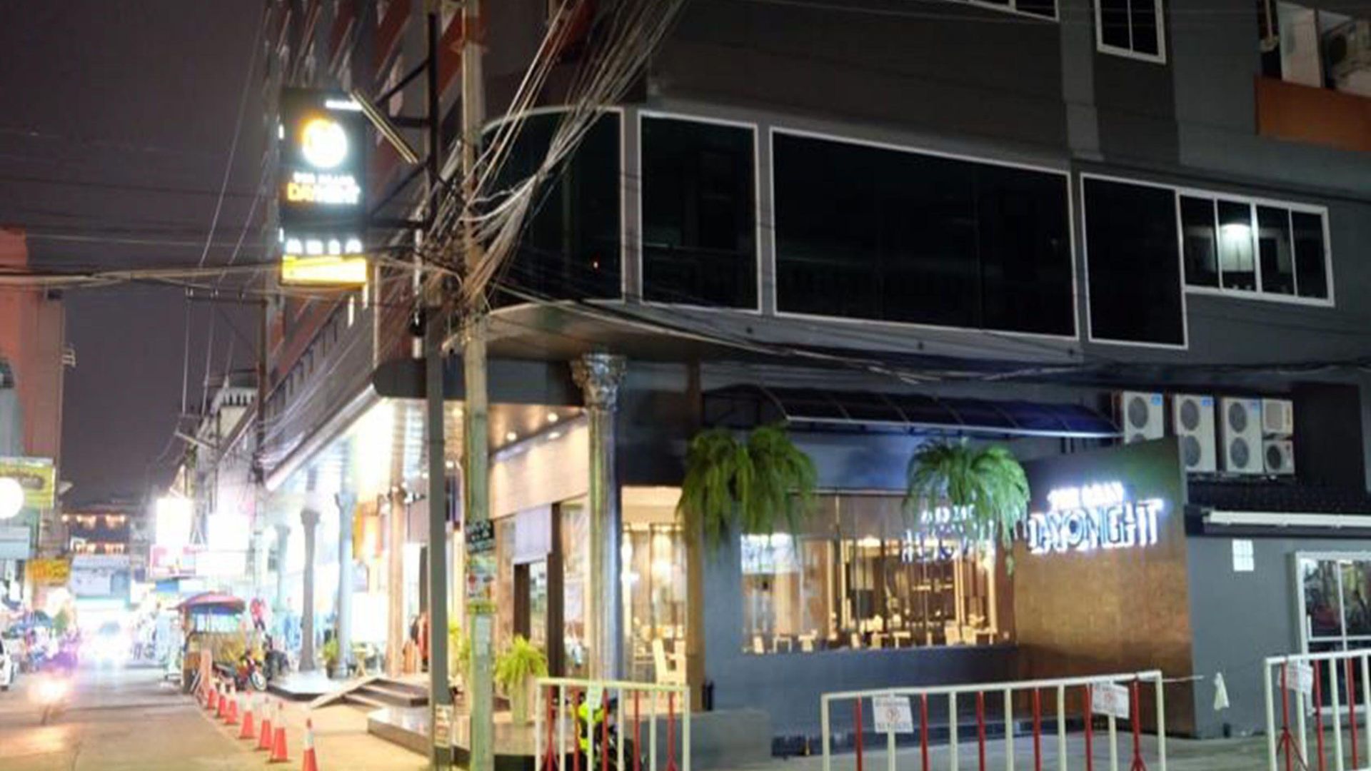 The Grand Day Night โรงแรม Pattaya