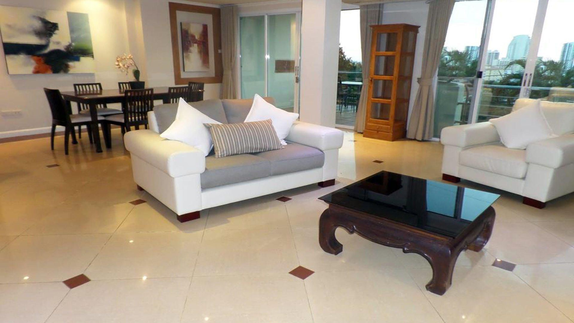 อพาร์ตโฮเทล เวสเบอร์รี่ เรสซิเดนท์ 3*