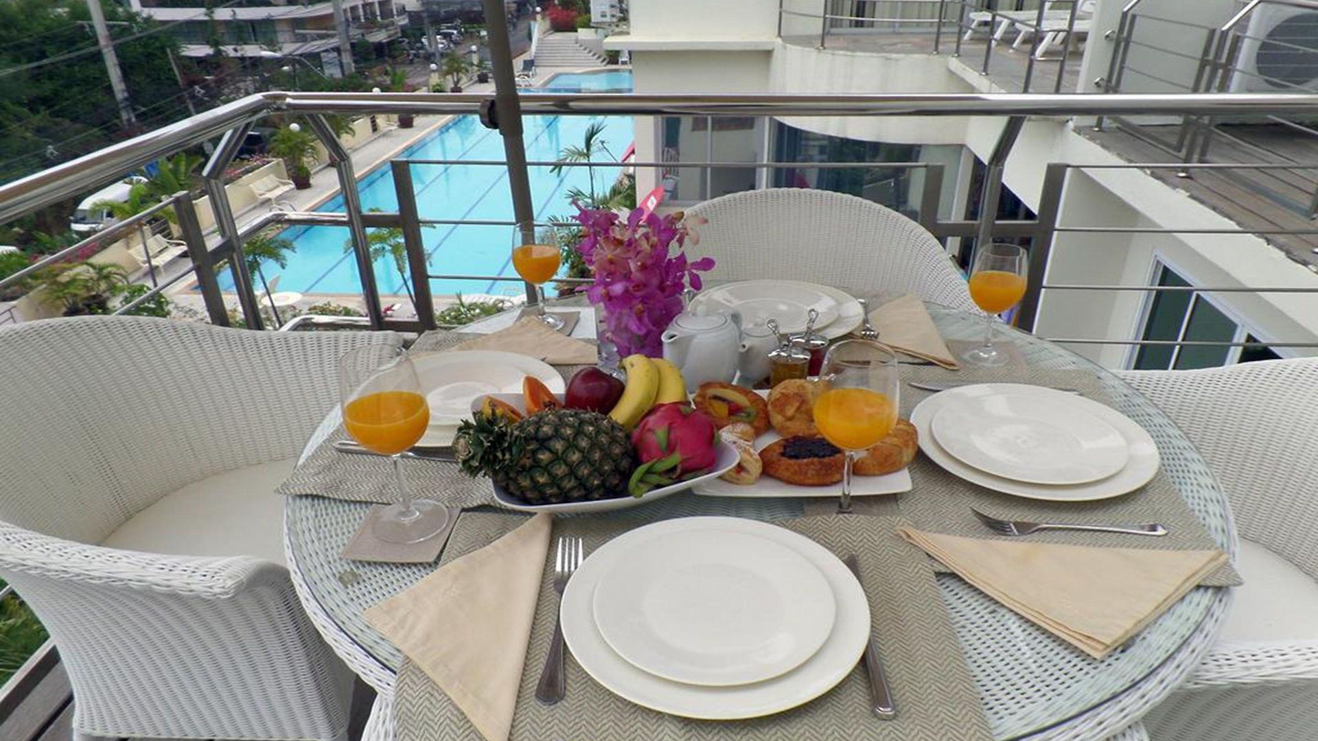 อพาร์ตโฮเทล เวสเบอร์รี่ เรสซิเดนท์ Pattaya