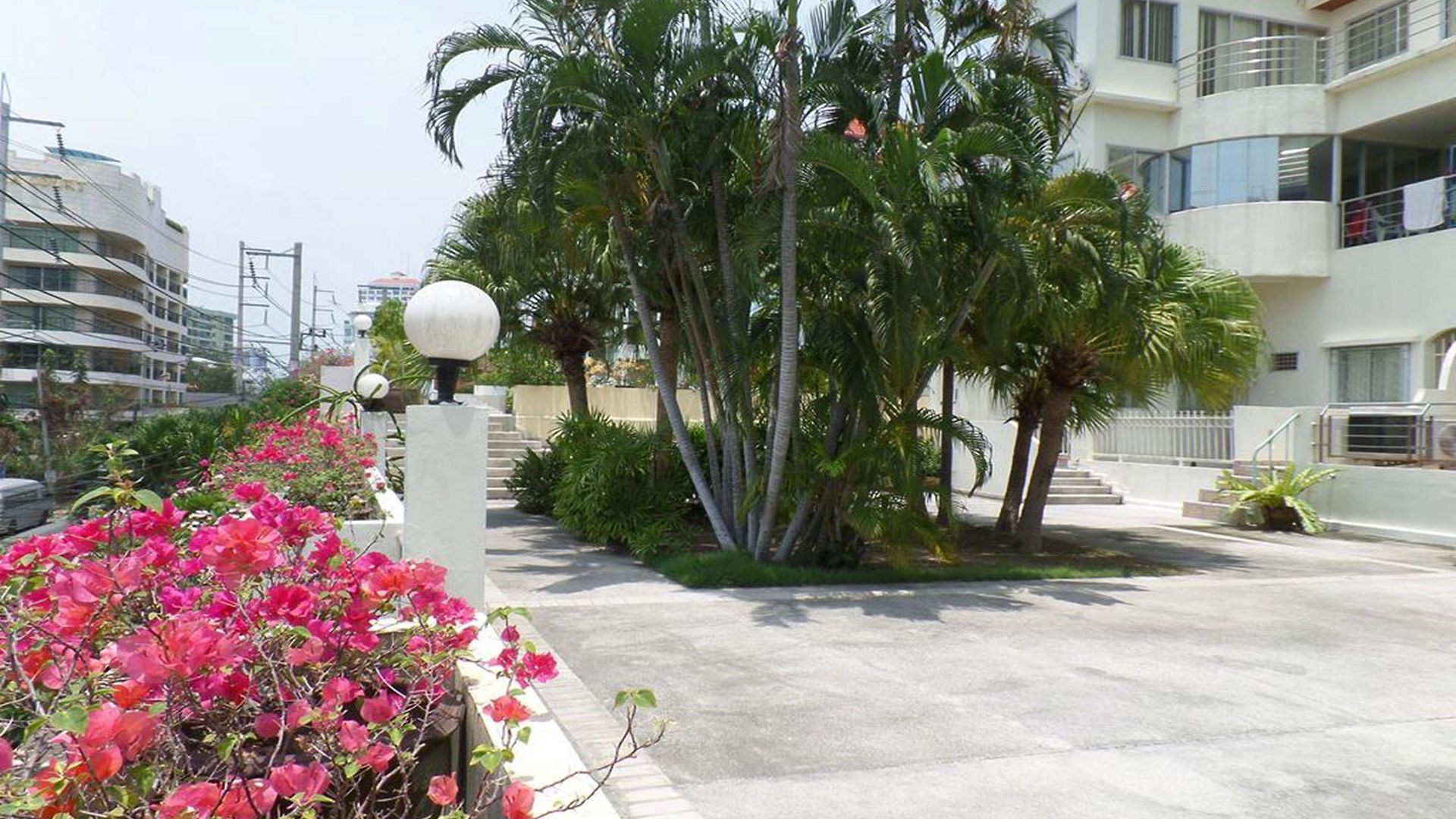 อพาร์ตโฮเทล เวสเบอร์รี่ เรสซิเดนท์ Pattaya