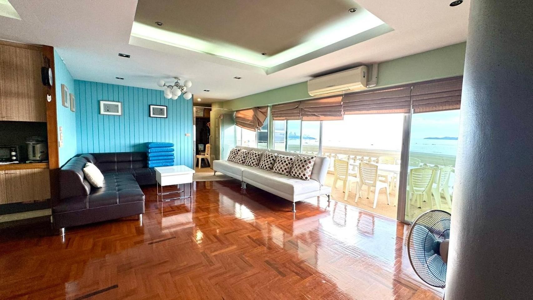 Apartment Sky Sea View