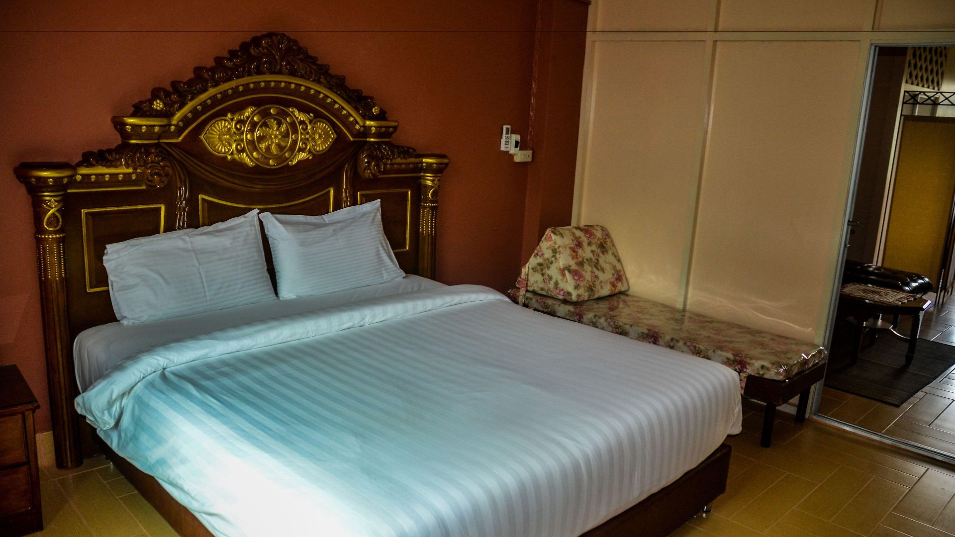 บ้านพัก Oyo 75486 Anna