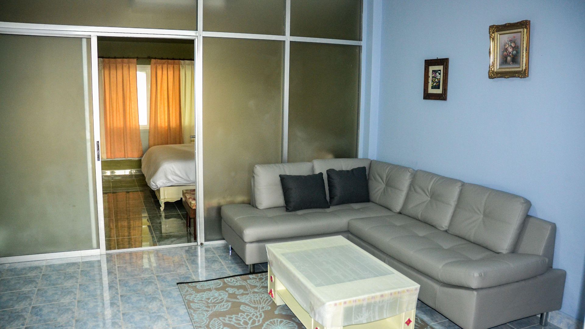 Oyo 75486 Anna บ้านพัก