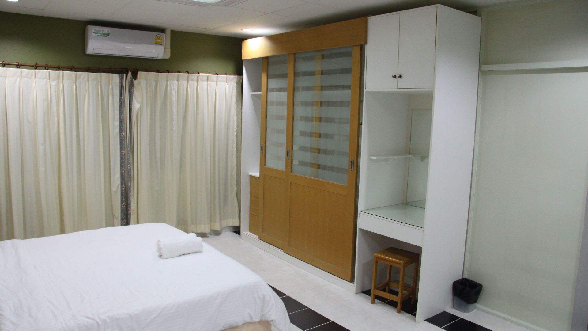บ้านพัก Oyo 75486 Anna