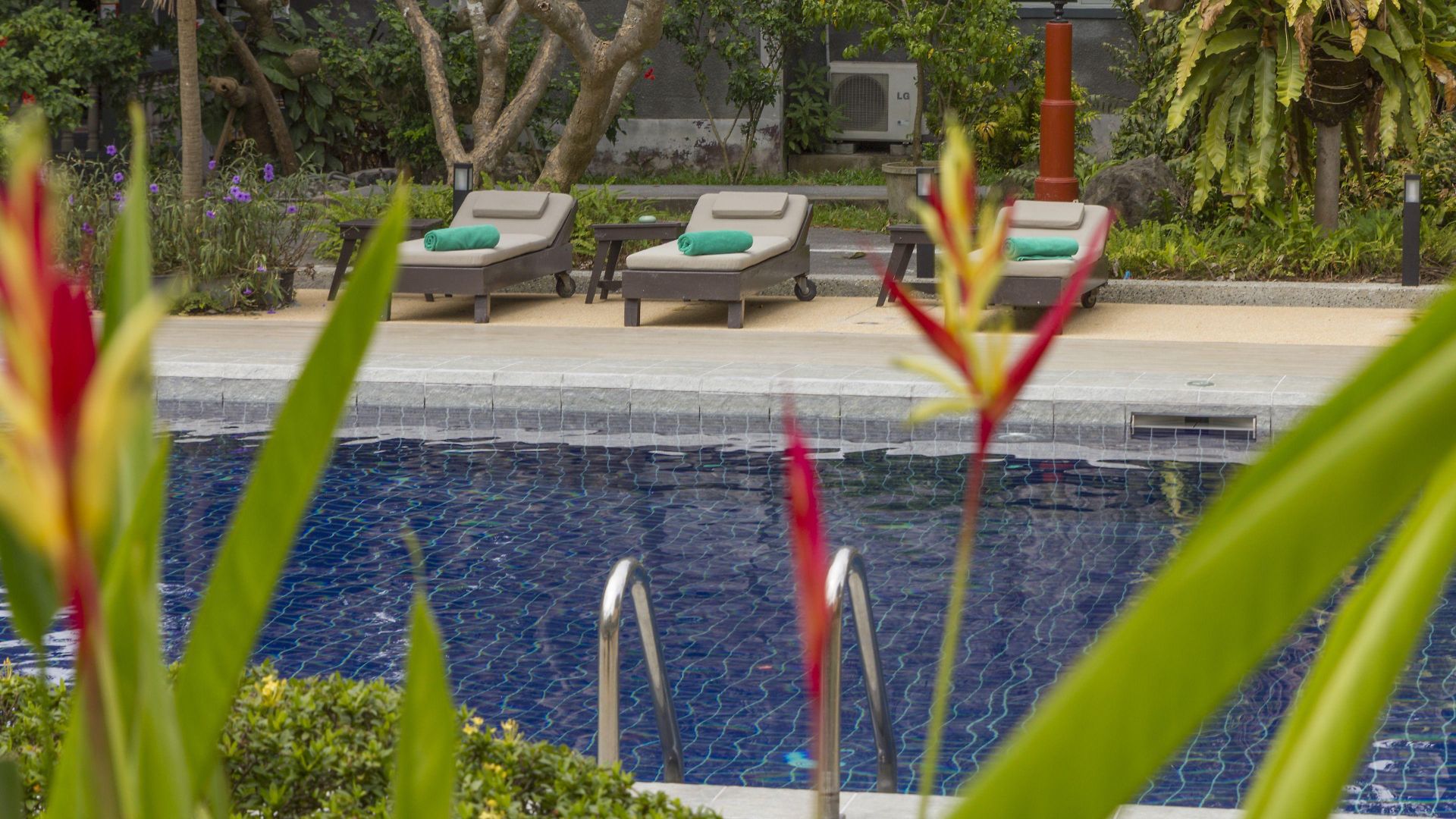 โรงแรม Let's Hyde & - Pool