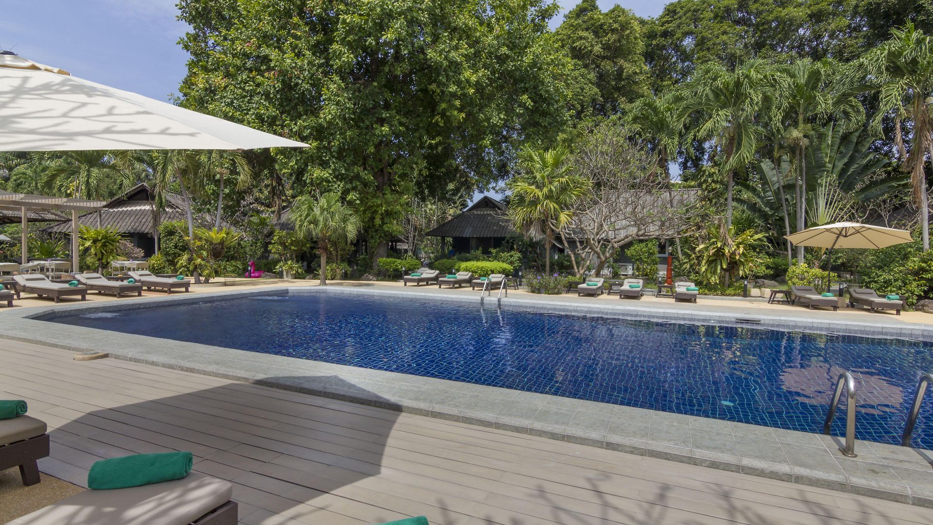 Let's Hyde & - Pool 4* Pattaya