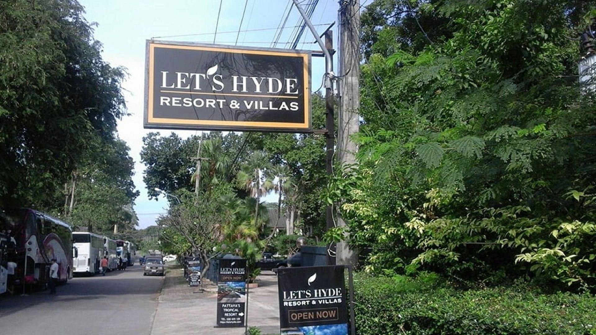 Let's Hyde & - Pool Pattaya
