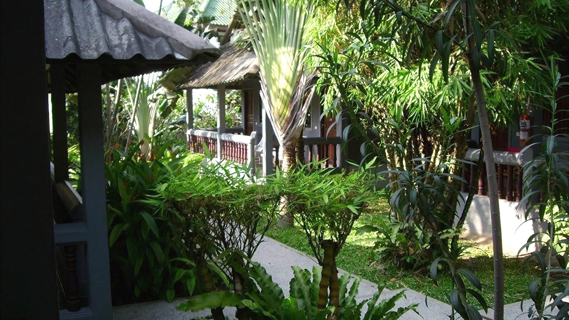 Let's Hyde & - Pool 4* Pattaya