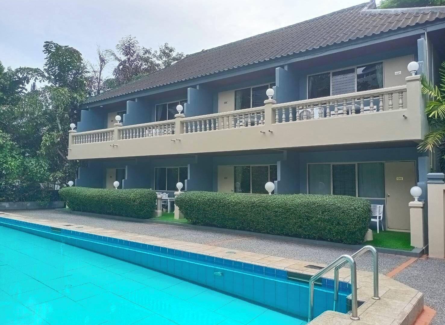Let's Hyde & - Pool โรงแรม Pattaya