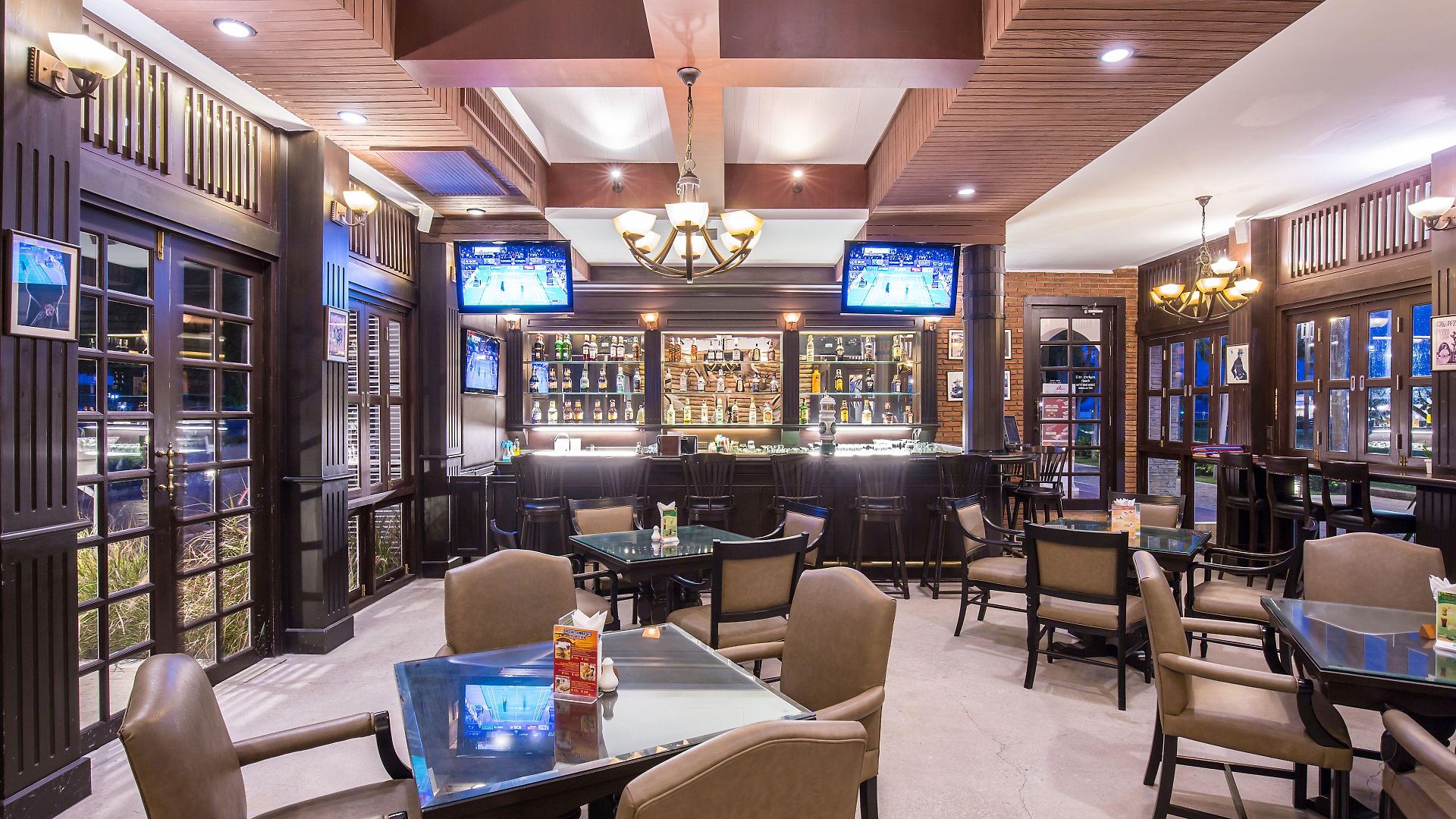 โรงแรม Ambassador Jomtien Wing Pattaya