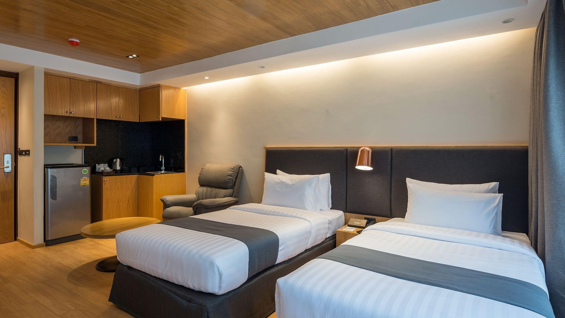 Asana & โรงแรม 3*