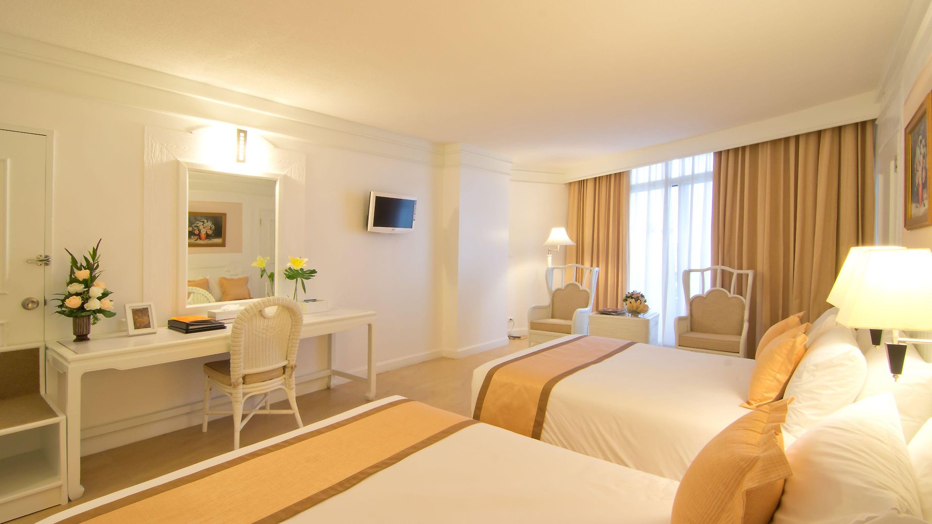 Ambassador Jomtien Wing โรงแรม 3*