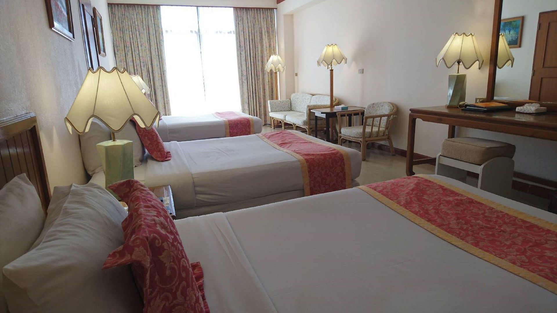 Ambassador Jomtien Wing 3*