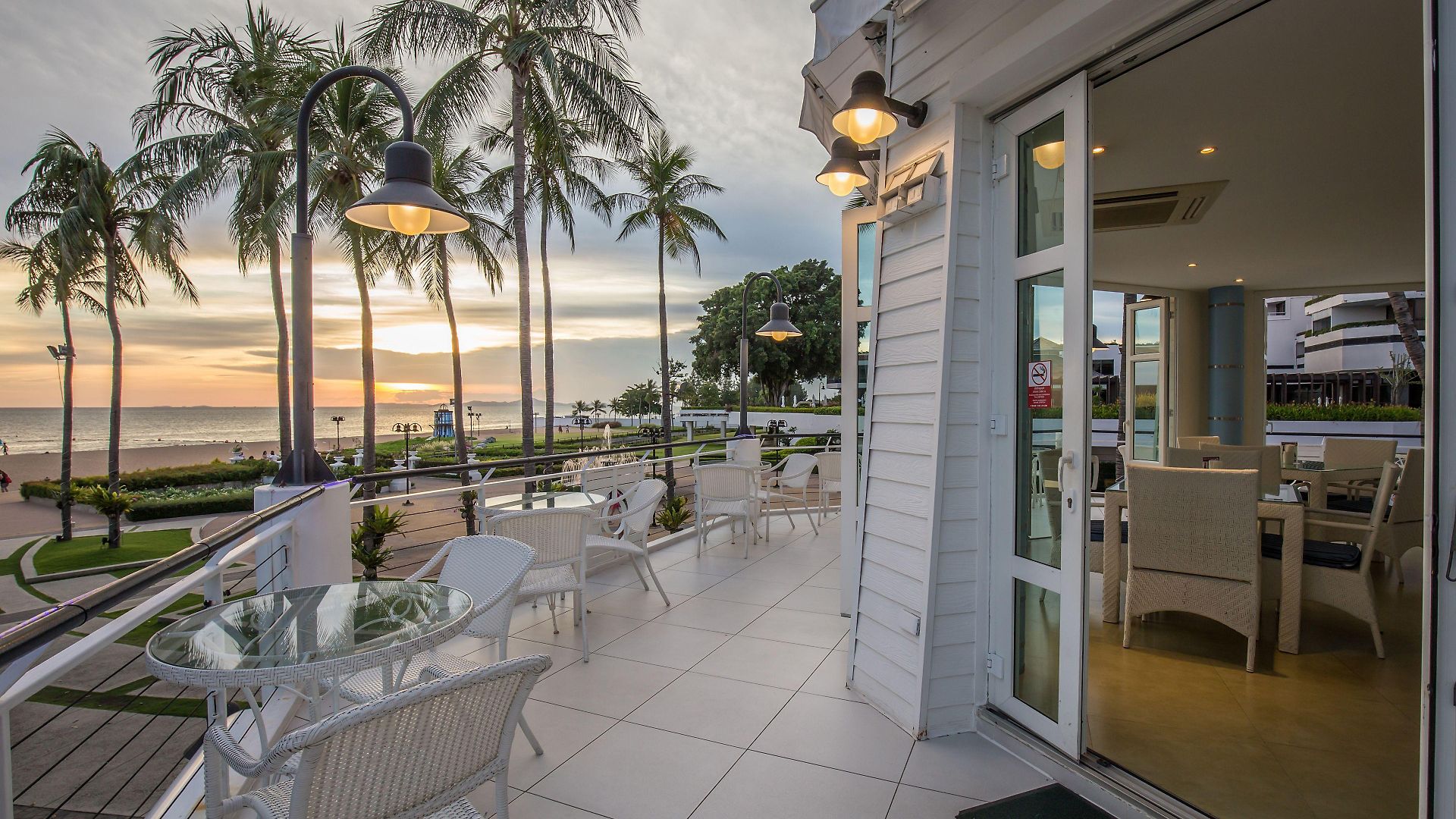 โรงแรม Ambassador Jomtien Wing