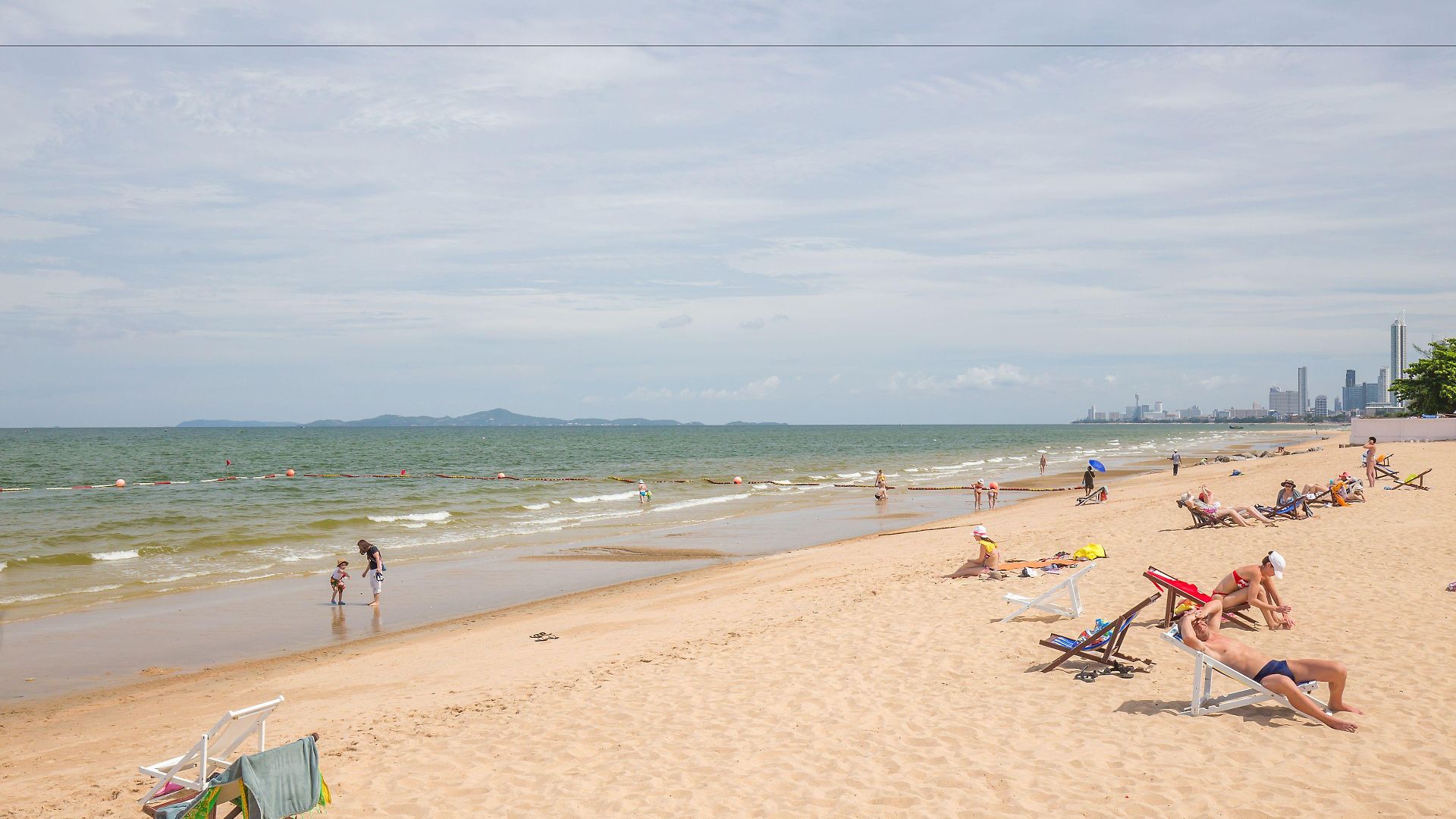 โรงแรม Ambassador Jomtien Wing Pattaya