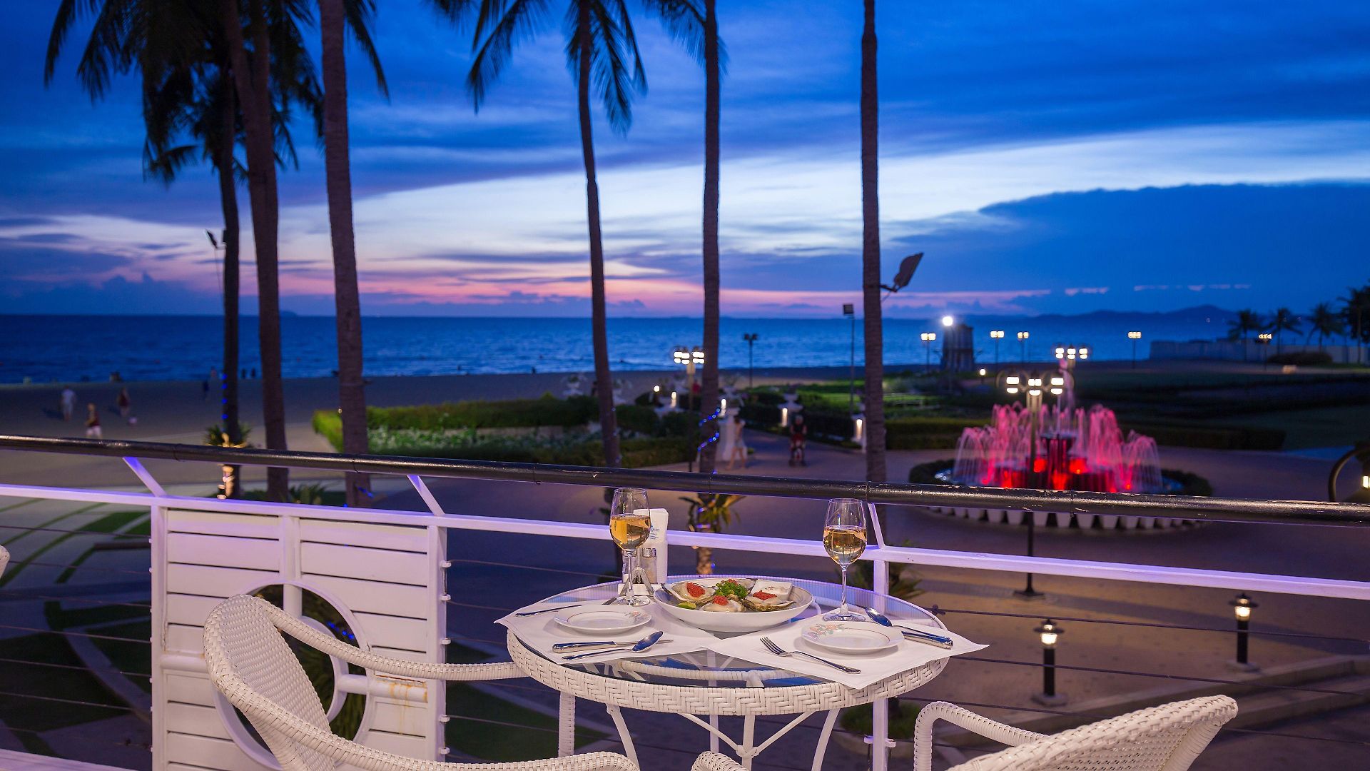 โรงแรม Ambassador Jomtien Wing